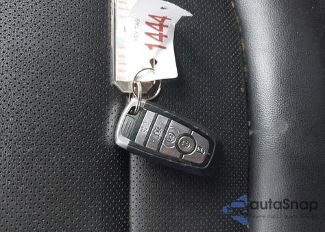 2020 Ford Escape Sel z USA, uszkodzony, nr VIN 1FMCU9H94LUA29583